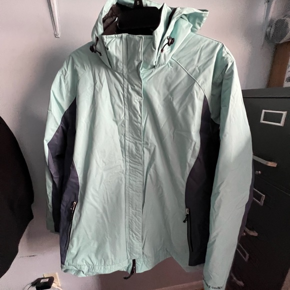 Free County Winter Jacket - Picture 1 of 8